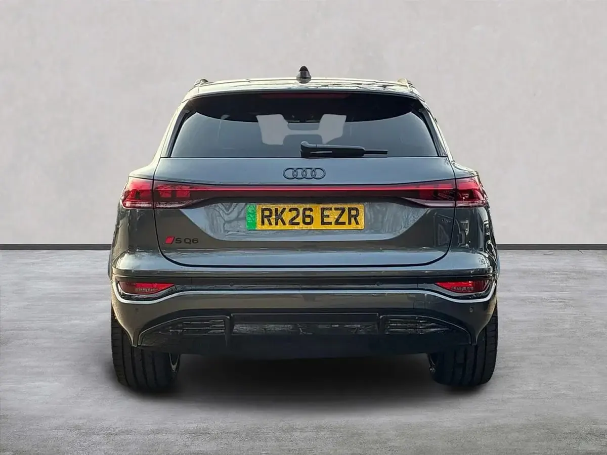 Used Audi S6 e-tron Business 359 kW (489 HP) 2026 Grey Estate
