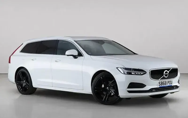 Used Volvo V90 Momentum 190 HP (139 kW) 2018 Estate
