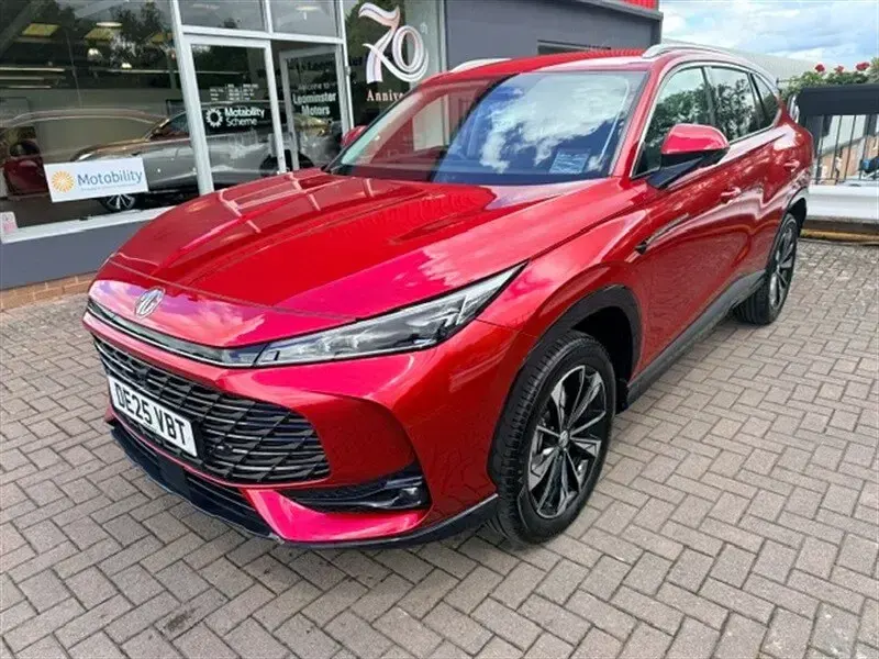 Used MG HS SE 170 HP (125 kW) 2025 Red SUV