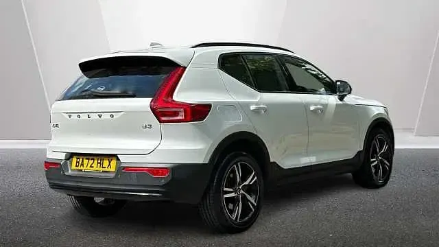 Used Volvo XC40 Plus 161 HP (118 kW) 2023 SUV
