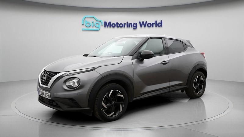Used Nissan Juke N-Connecta 114 HP (83 kW) 2023 Grey SUV