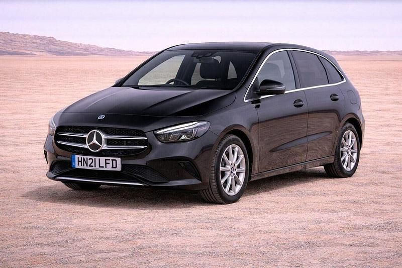 Used Mercedes B200 163 HP (119 kW) 2021 Black MPV