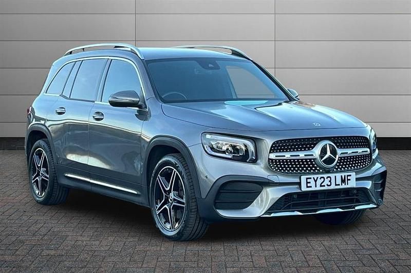 Used Mercedes GLB200 Executive 163 HP (119 kW) 2023 Mountain grey SUV