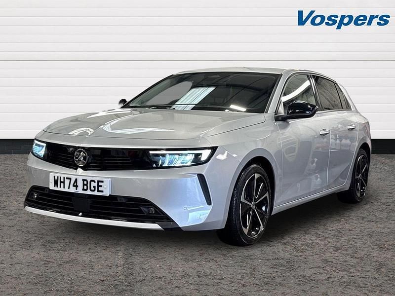 Second-hand Vauxhall Astra 130 CP (95 kW) 2025 Gri Hatchback
