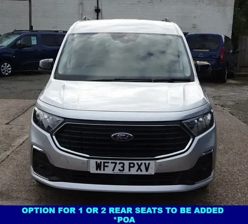 Used Ford Tourneo Connect Titanium 122 HP (89 kW) 2023 Silver MPV