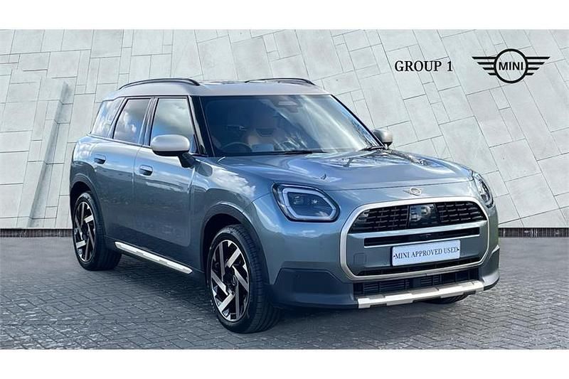 Used Mini Countryman Exclusive 170 HP (125 kW) 2024 Green SUV