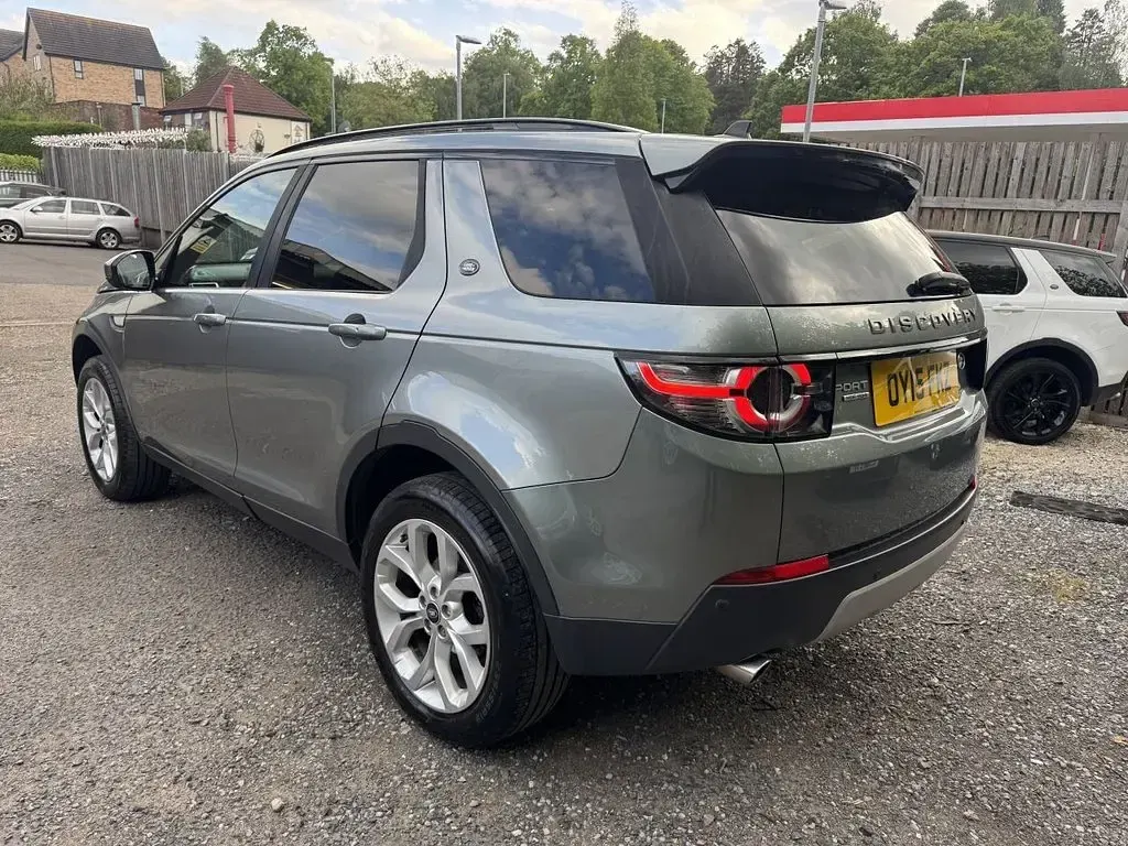 Used Land Rover Discovery Sport HSE 190 HP (139 kW) 2015 Grey SUV