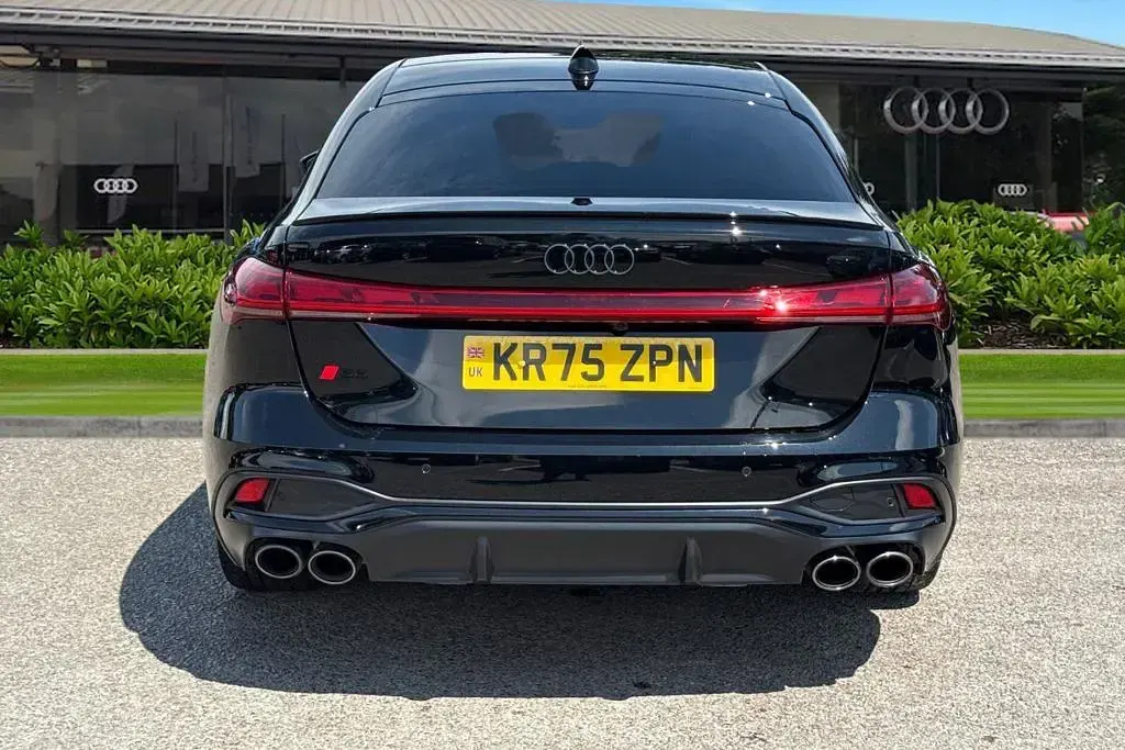 Used Audi S5 Performance 367 HP (269 kW) 2025 Black Estate