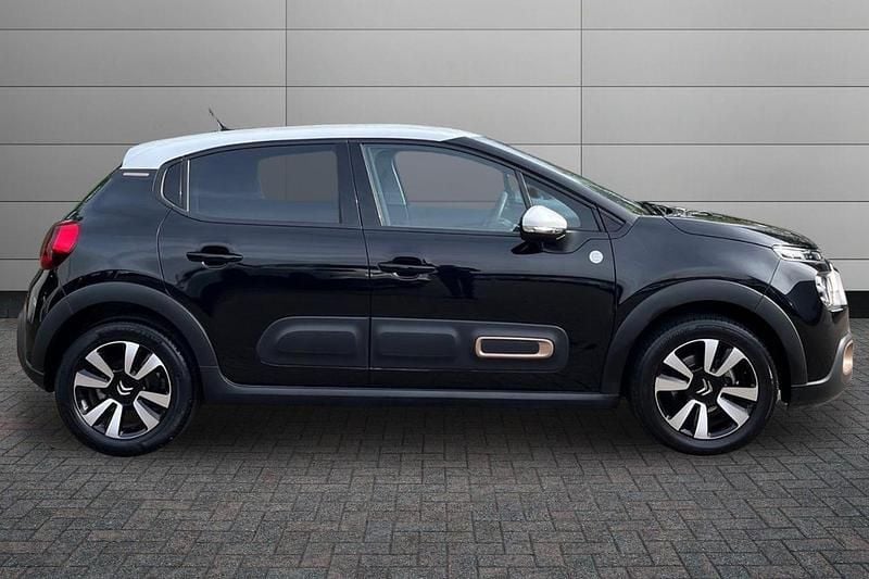 Used Citroën C3 PureTech 110 HP (80 kW) 2023 Black Hatchback