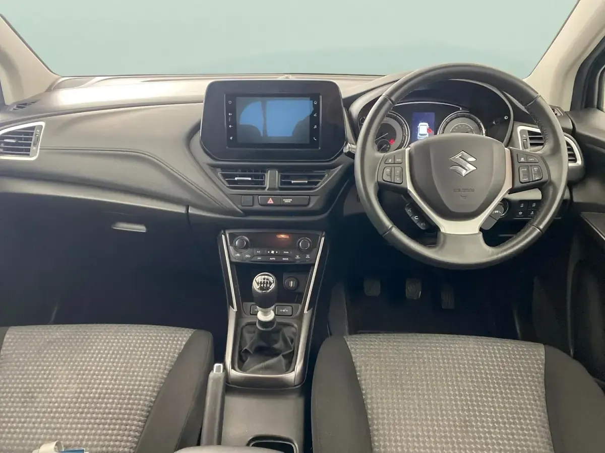 Usado Suzuki SX4 S-Cross 2023 Gris SUV