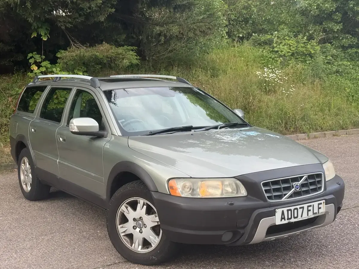 Used Volvo XC70 SE 175 HP (128 kW) 2007 Green Estate