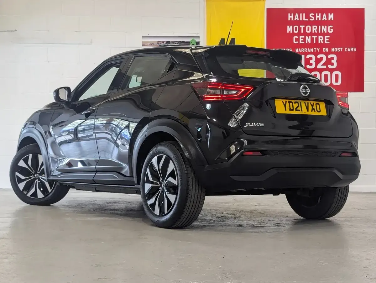 Used Nissan Juke Acenta 114 HP (83 kW) 2021 Black SUV