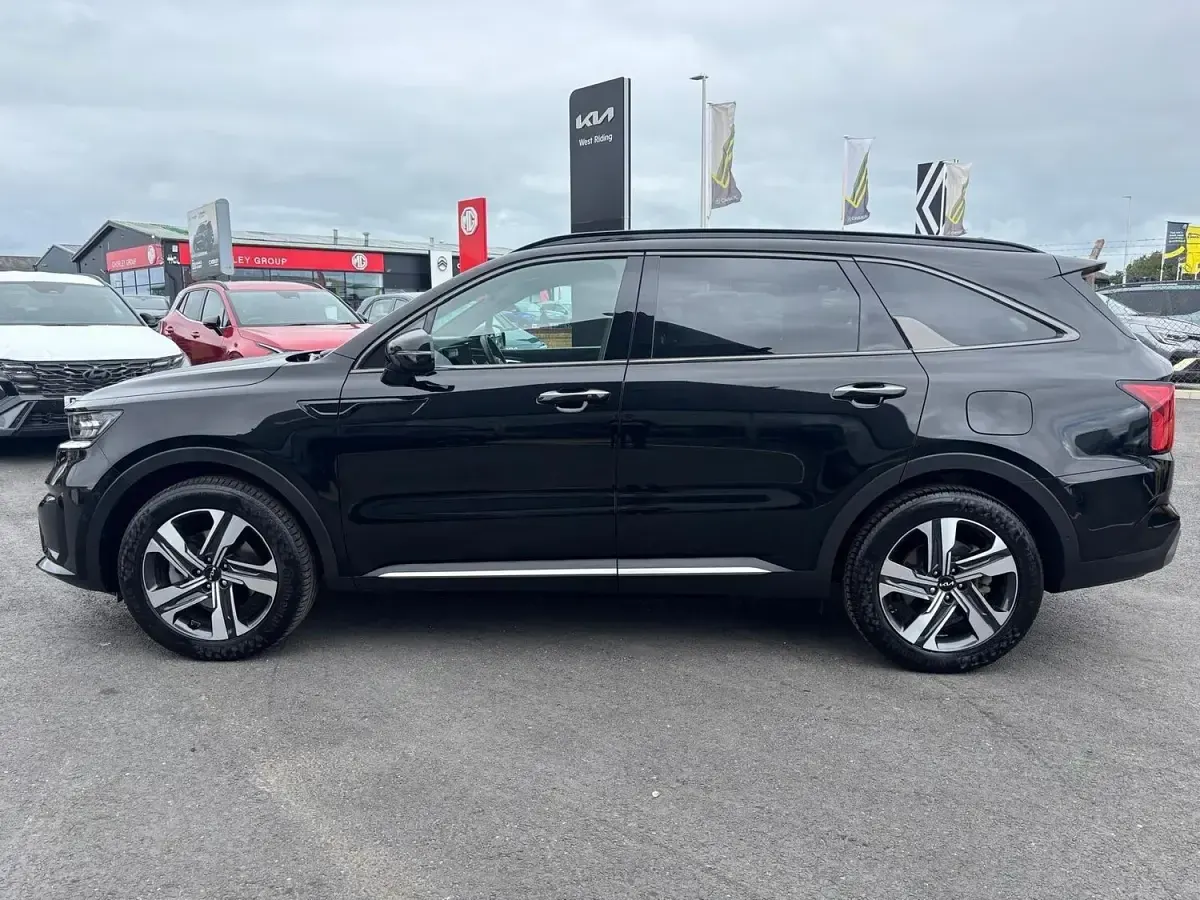 Used Kia Sorento 2024 Black SUV