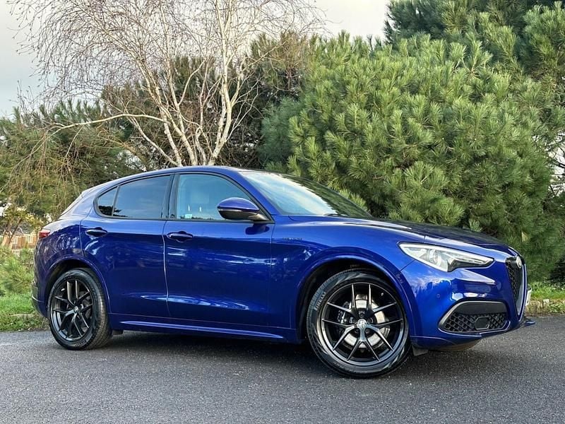 Used Alfa Romeo Stelvio Veloce 280 HP (205 kW) 2021 Blue SUV