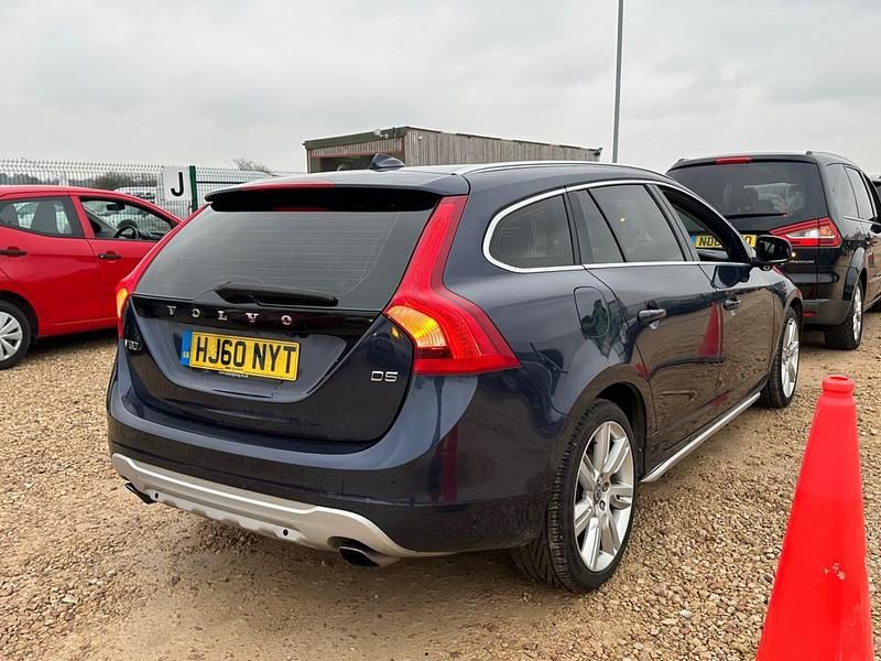 Used Volvo V60 SE Lux 2010 Blue Estate