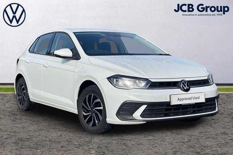 White Used 2022 VW Polo Life Hatchback | £15,795 (Fair price) - Image 1/4