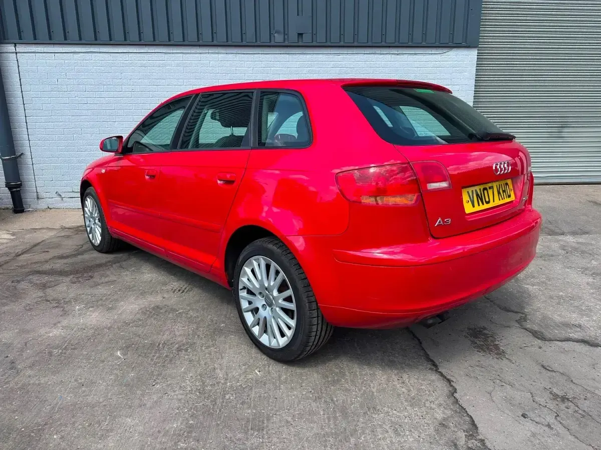 Used Audi A3 105 HP (77 kW) 2007 Red Hatchback