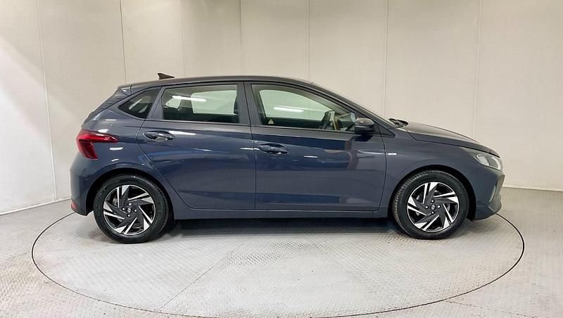 Used Hyundai i20 SE 100 HP (73 kW) 2022 Grey Hatchback