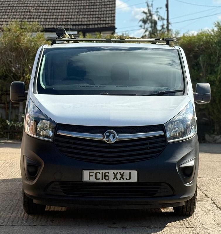 White Used 2016 Vauxhall Vivaro S Van | £7,390 (Super price) - Image 1/2