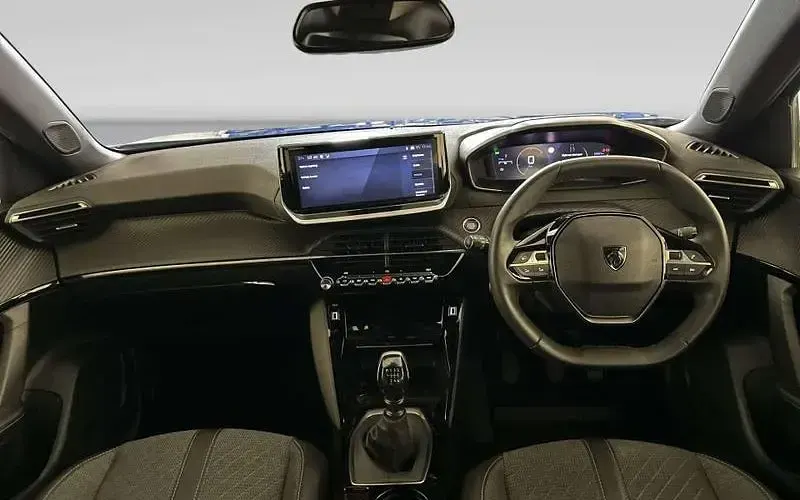 Used Peugeot 2008 Allure 131 HP (96 kW) 2024 Blue SUV