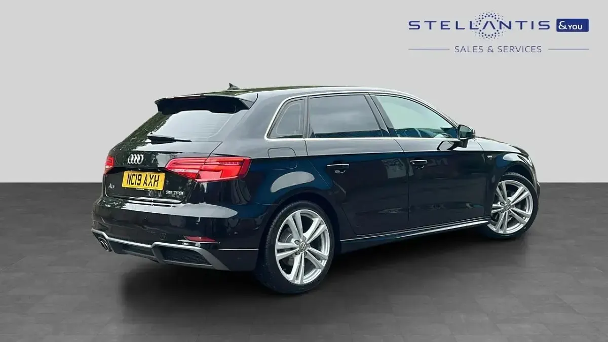 Used Audi A3 Sportback S-Line 148 HP (108 kW) 2019 Black Hatchback