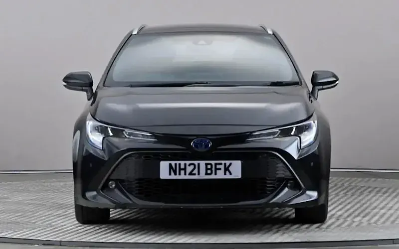 Used Toyota Corolla 122 HP (89 kW) 2021 Black Estate