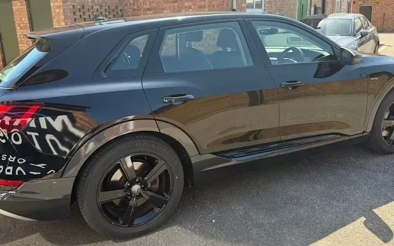 Usado Audi e-tron Design 230 kW (313 CV) 2022 SUV