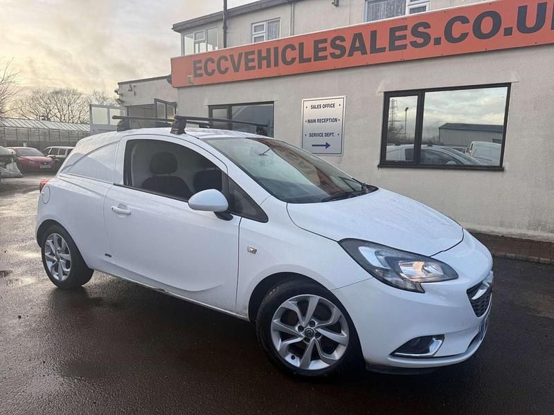 Used Vauxhall Corsa Sportive 95 HP (69 kW) 2016 White Hatchback