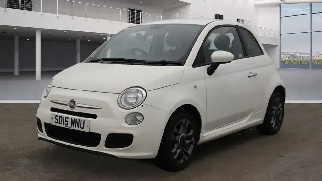 Used Fiat 500 S 69 HP (50 kW) 2015 White Hatchback