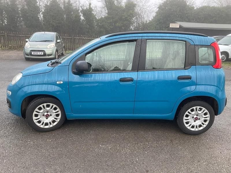 Used Fiat Panda Easy 85 HP (62 kW) 2012 Turquoise Hatchback