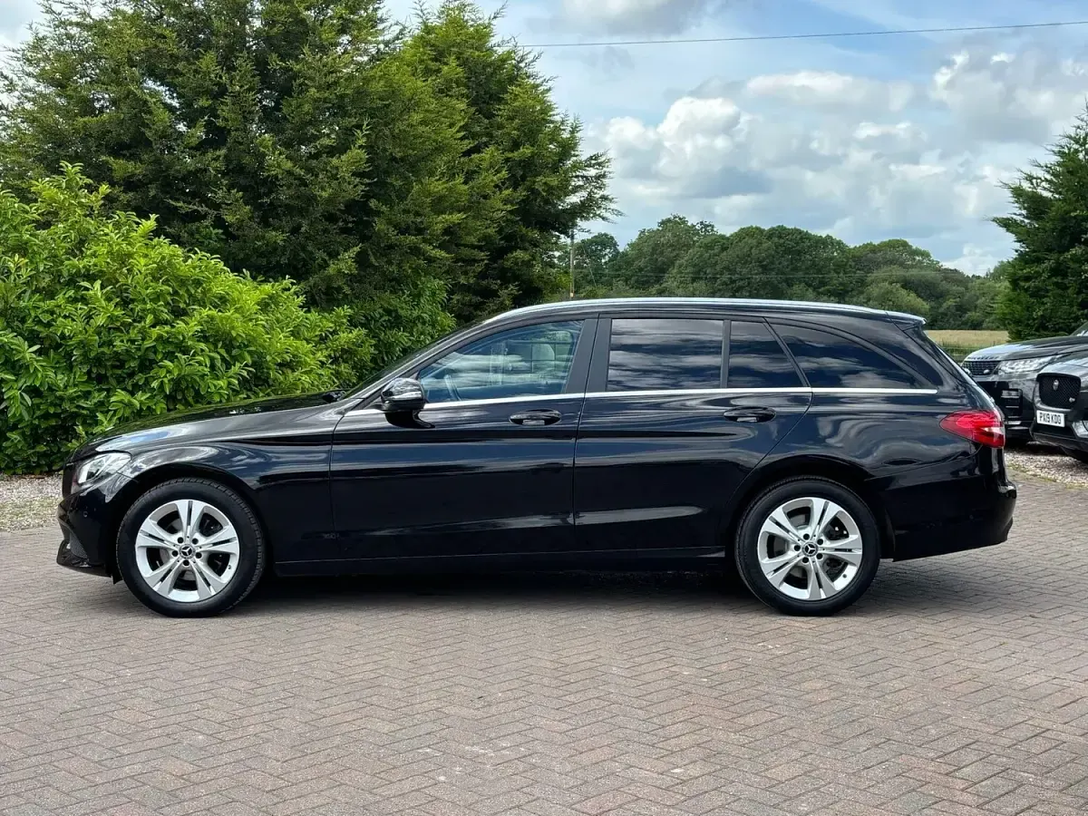 Used Mercedes C220 Executive 2017 Black Estate