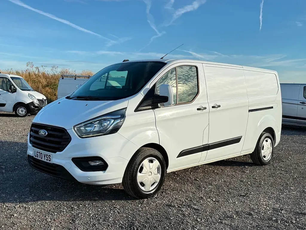 Used Ford Transit Custom Trend 130 HP (95 kW) 2020 White Van