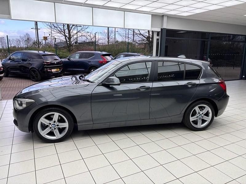 Used BMW 118 Sport Line 170 HP (125 kW) 2014 Grey Hatchback