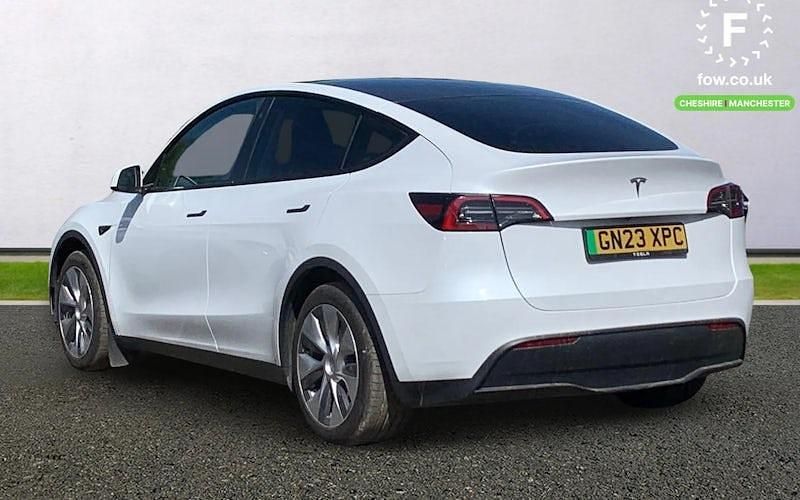 Używany Tesla Model Y RWD 219 kW (299 KM) 2023 Biały SUV