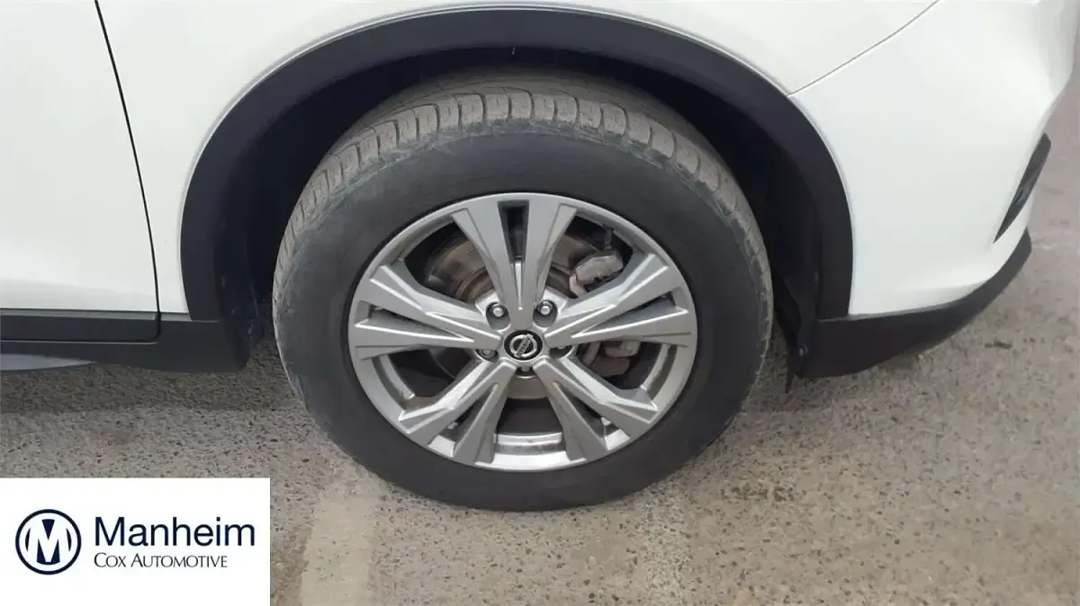 Used Nissan X-Trail N-Connecta 130 HP (95 kW) 2018 White SUV