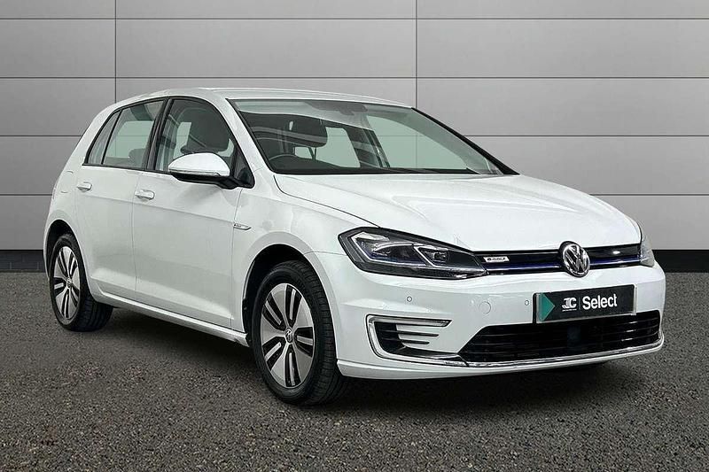 White Used 2020 VW e-Golf Hatchback | £10,950 (Fair price) - Image 1/4
