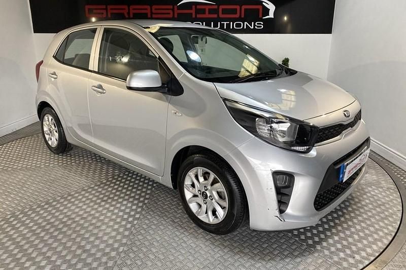 Used Kia Picanto 66 HP (48 kW) 2018 Silver Hatchback