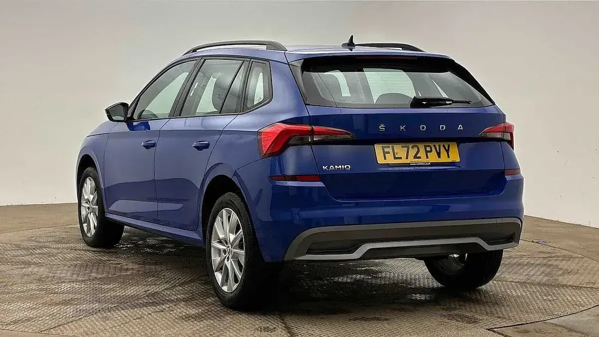 Used Skoda Kamiq SE 81 HP (59 kW) 2022 Energy blue SUV