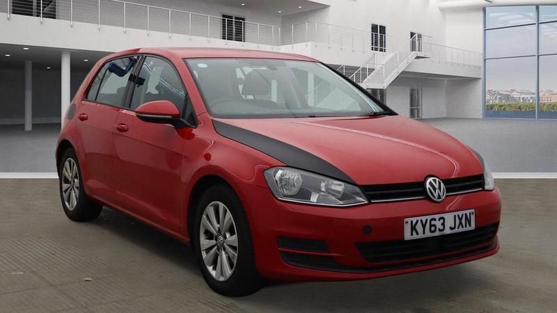 Red Used 2013 VW Golf VII SE Hatchback | £4,594 (Good price) - Image 1/4