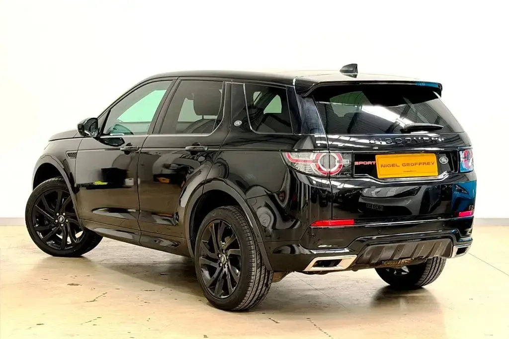 Used Land Rover Discovery 5 HSE Dynamic 240 HP (176 kW) 2018 Black SUV