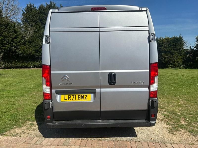 Used Citroën Relay 140 HP (102 kW) 2021 Grey Van