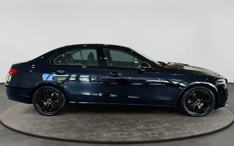 Used Mercedes C220 200 HP (147 kW) 2022 Black Sedan