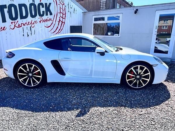 Used Porsche Cayman 2016 White Coupe