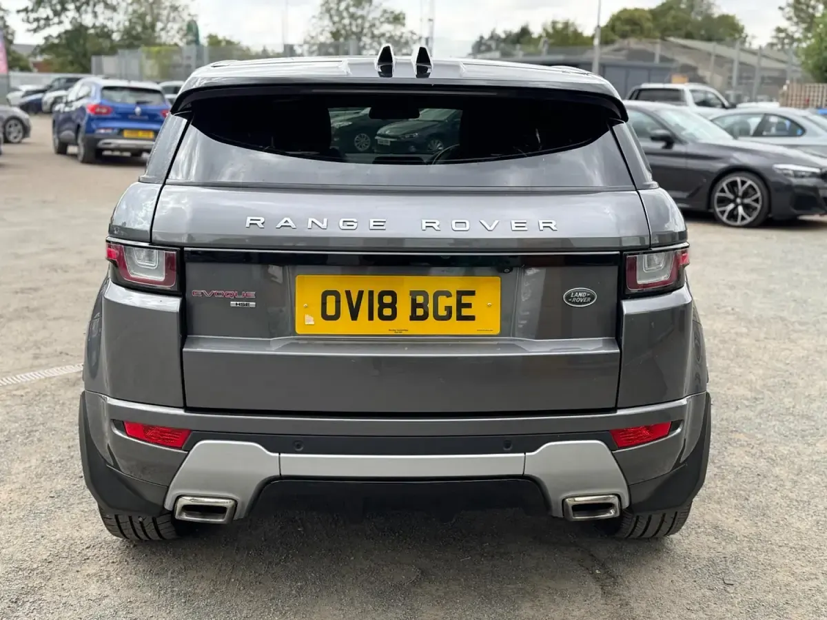 Used Land Rover Range Rover evoque HSE Dynamic 2018 Grey Estate