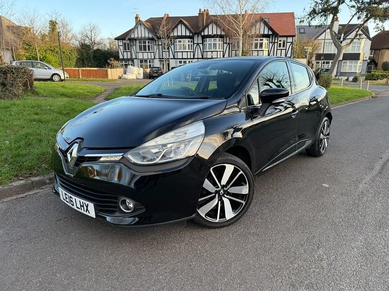 Used Renault Clio IV Dynamique 2016 Black Hatchback