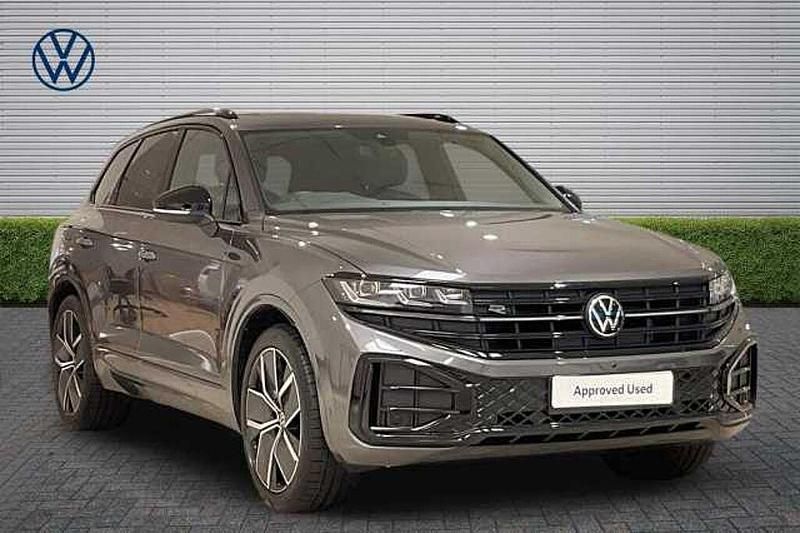 Used VW Touareg Black Edition 286 HP (210 kW) 2025 Silicon grey SUV