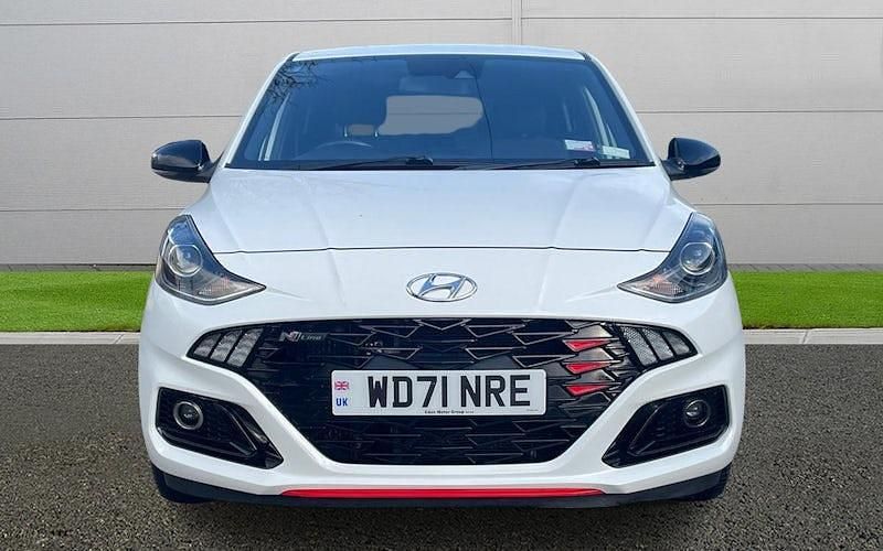 Used Hyundai i10 N Line 101 HP (74 kW) 2022 White Hatchback