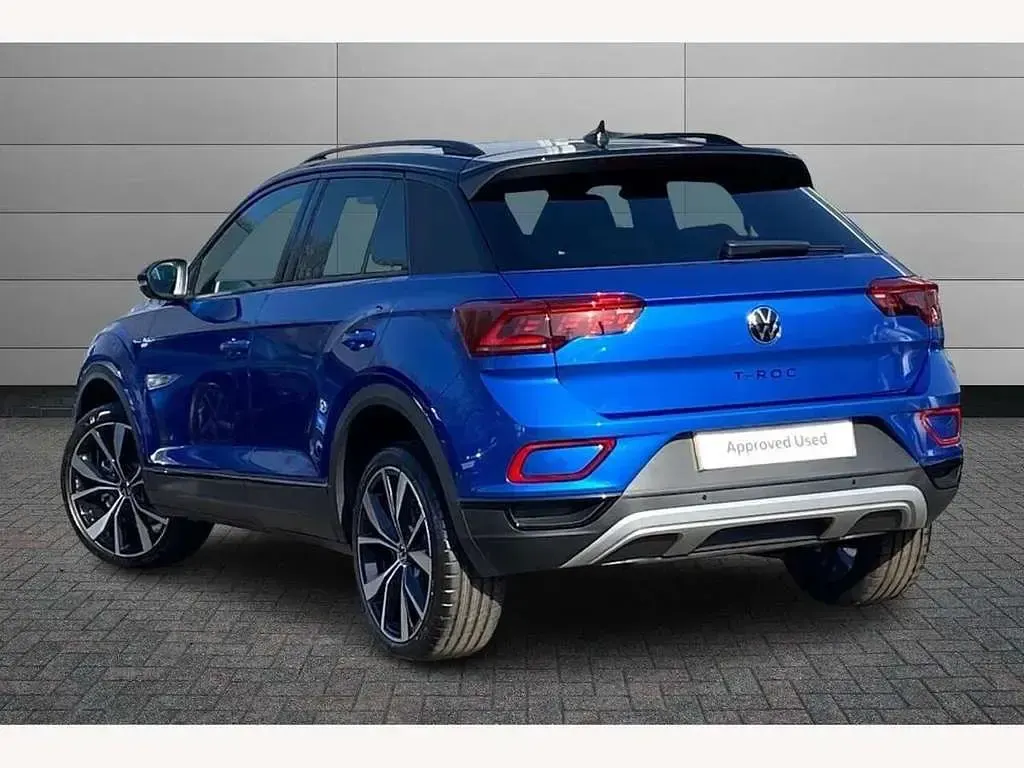 New VW T-Roc Design 115 HP (84 kW) 2026 Blue SUV