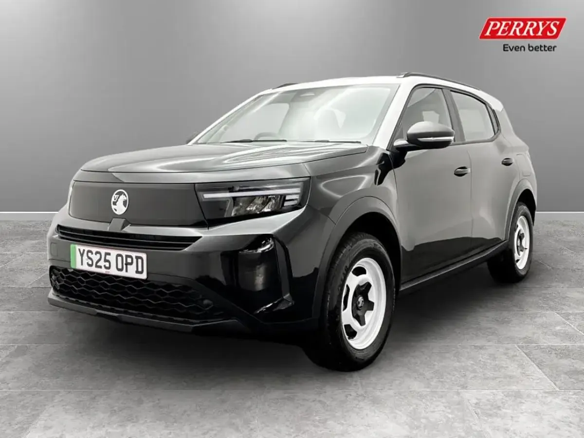Used Vauxhall Frontera Design Edition 81 kW (111 HP) 2025 Black SUV
