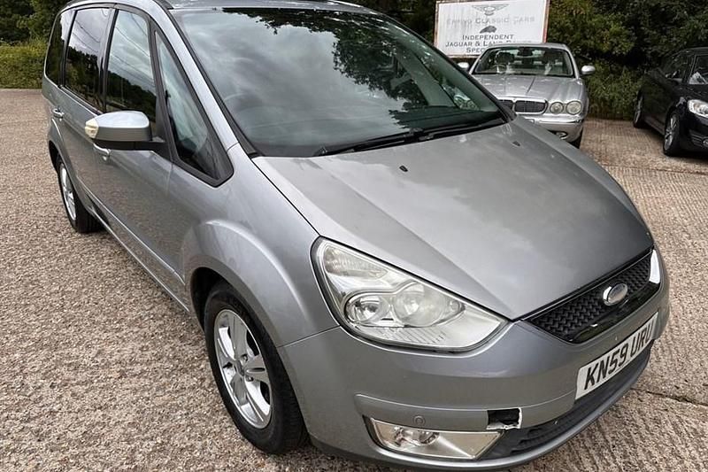 Silver Used 2009 Ford Galaxy Zetec MPV | £2,250 (Super price) - Image 1/1